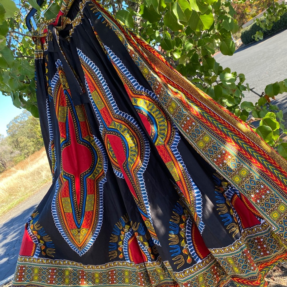 Vibrant Multicolor Full Circle Statement Skirt - Picture 3 of 13